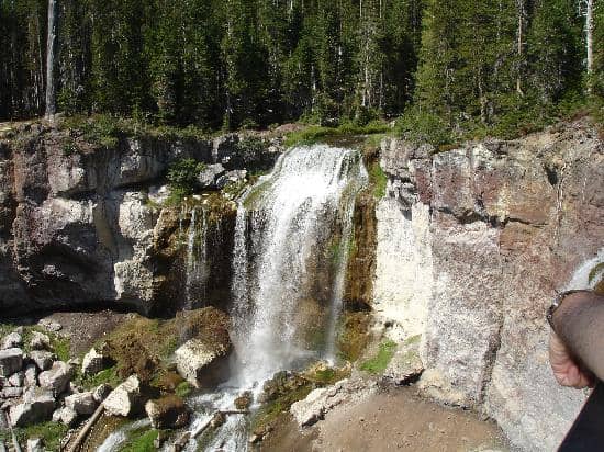 Paulina Falls