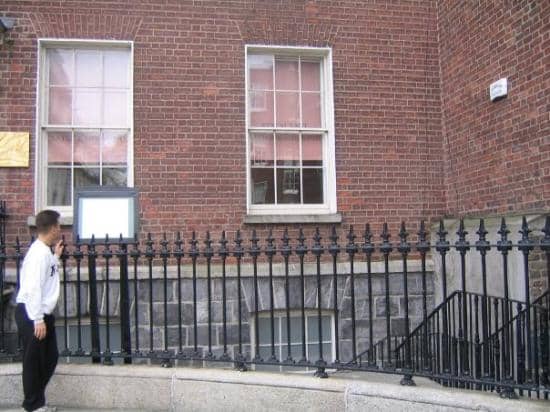 Artistic Presentation of Dishes