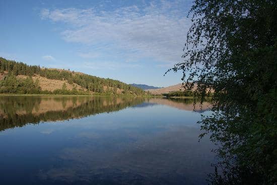 Lakeside Camping