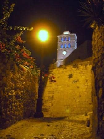 Vertical photo