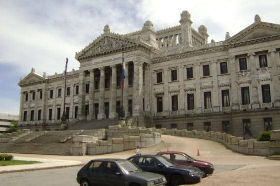 Monument to the Revolution Connection