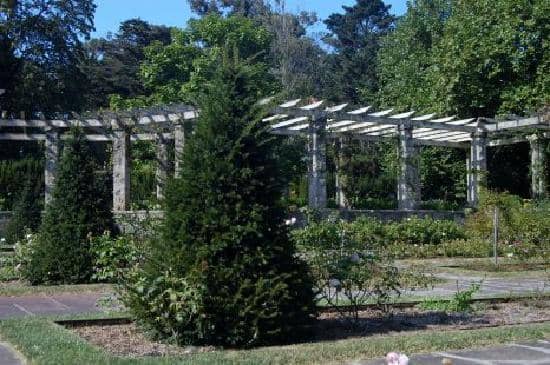 Ocean Vistas & Coastal Trails