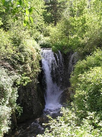 Roughlock Falls