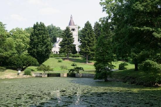 Well-Maintained Grounds