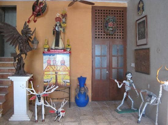 Intimate Home Museum Experience