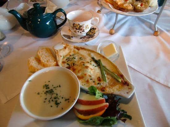 Cozy and Elegant Atmosphere