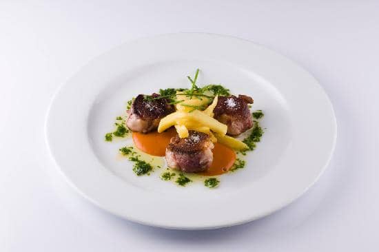 Local Specialties & Drinks