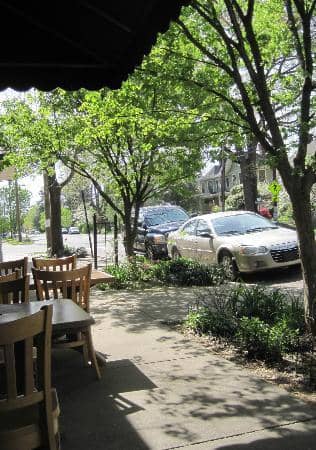 Cozy Atmosphere & Friendly Service