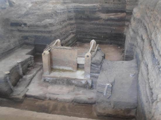 Replicas of Daily Life