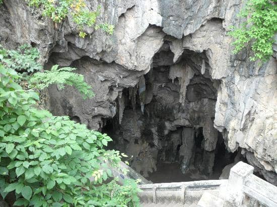 Hidden Lagoon ('Hong')