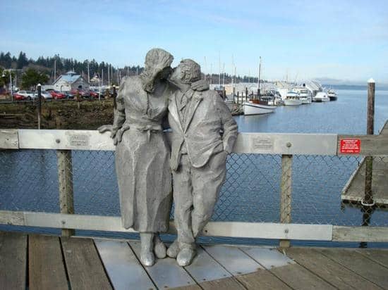 Playground & Picnic Areas