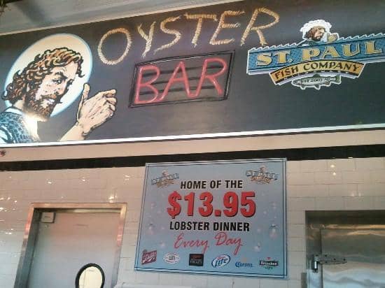 Fresh Oysters & Vibrant Oyster Bar