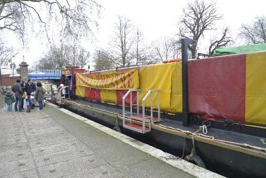 Captivating Puppet Shows