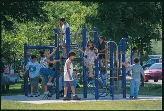 Pier i Café & Riverside Park South