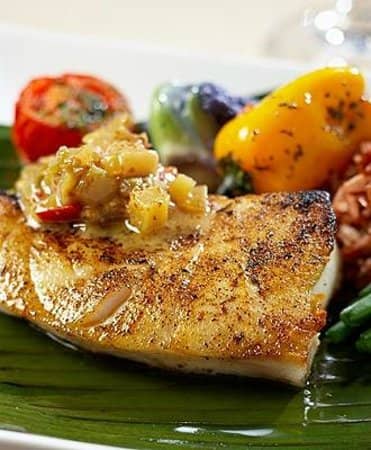 Live Music & Ambiance