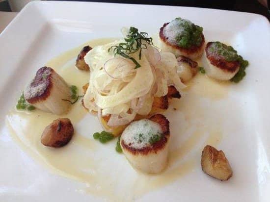 Tiki-Inspired Ambiance