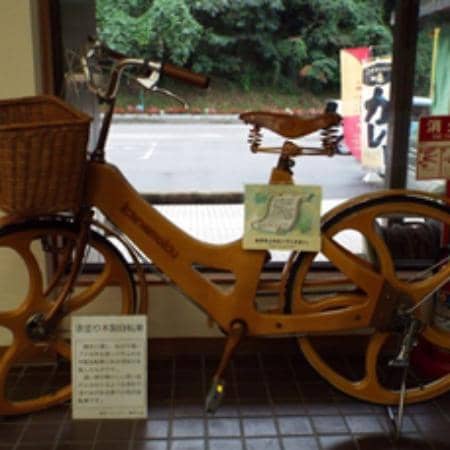 Exquisite Lacquerware Displays