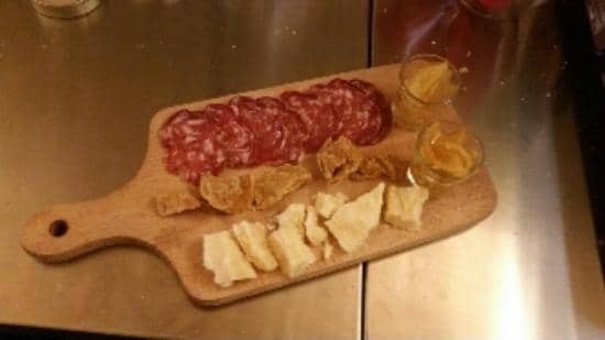 Cozy & Intimate Ambiance