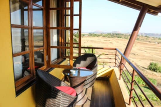 Lake-Facing Restaurant