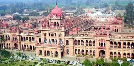 Indo-Saracenic Architecture