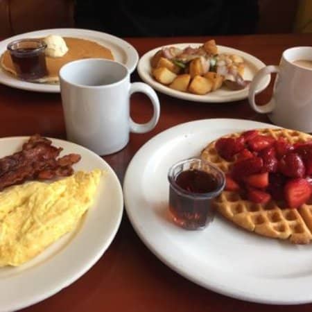 Cozy, Casual Country Diner Vibe