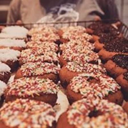 Charming Courtyard Ambiance