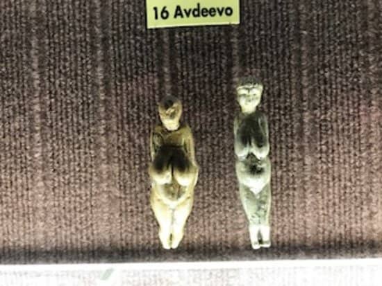 Knowledgeable Guides