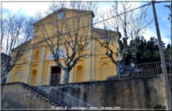 Erbalunga Village Square