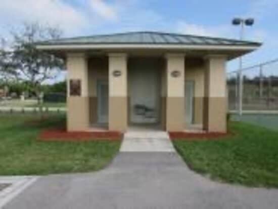 Full-Service Tennis Center