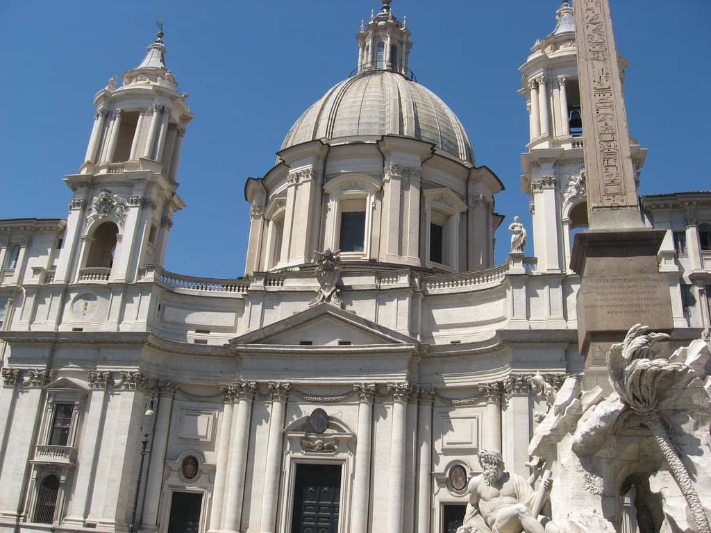 Artistic Sculptures and Frescoes