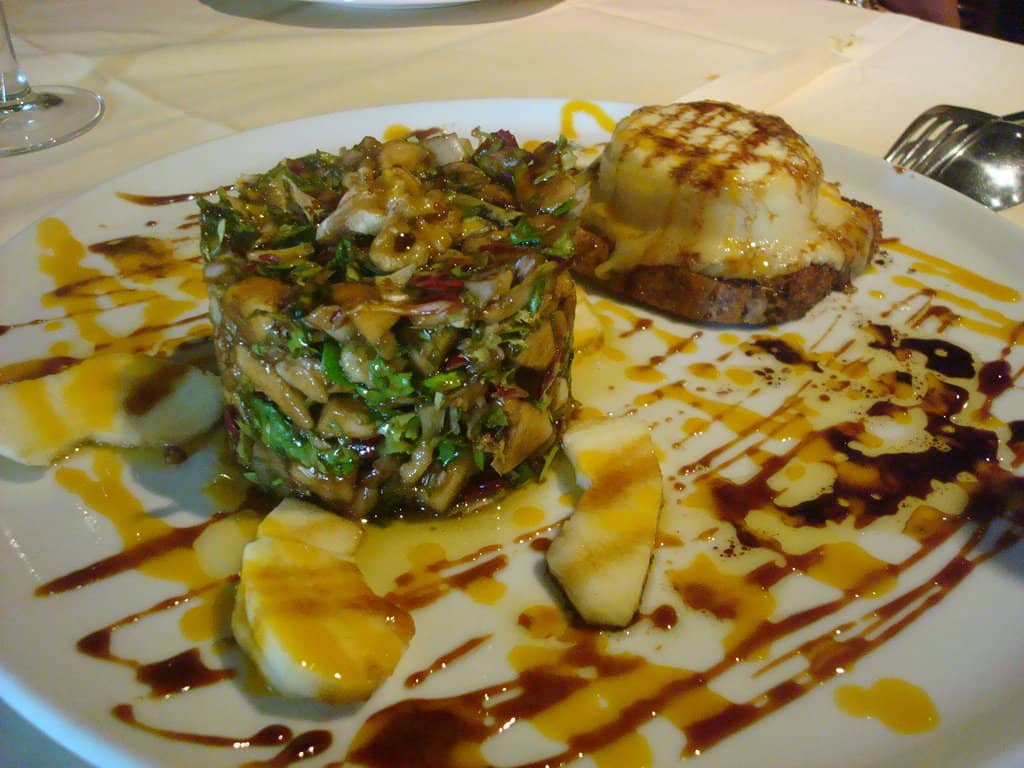 Ensalada de queso de cabra