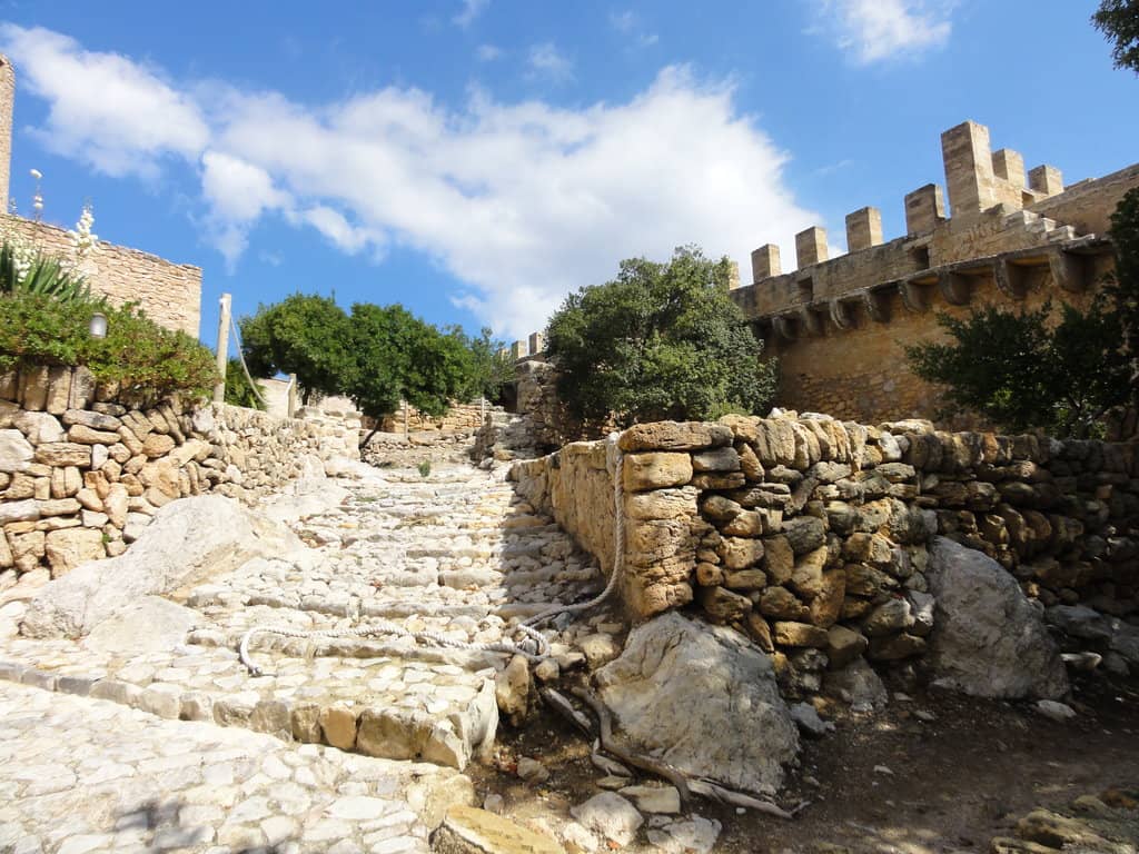 Panoramic Island Views