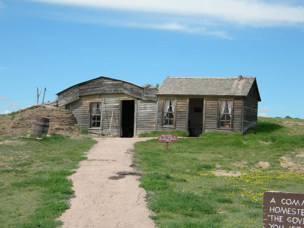 Pioneer Dress-Up
