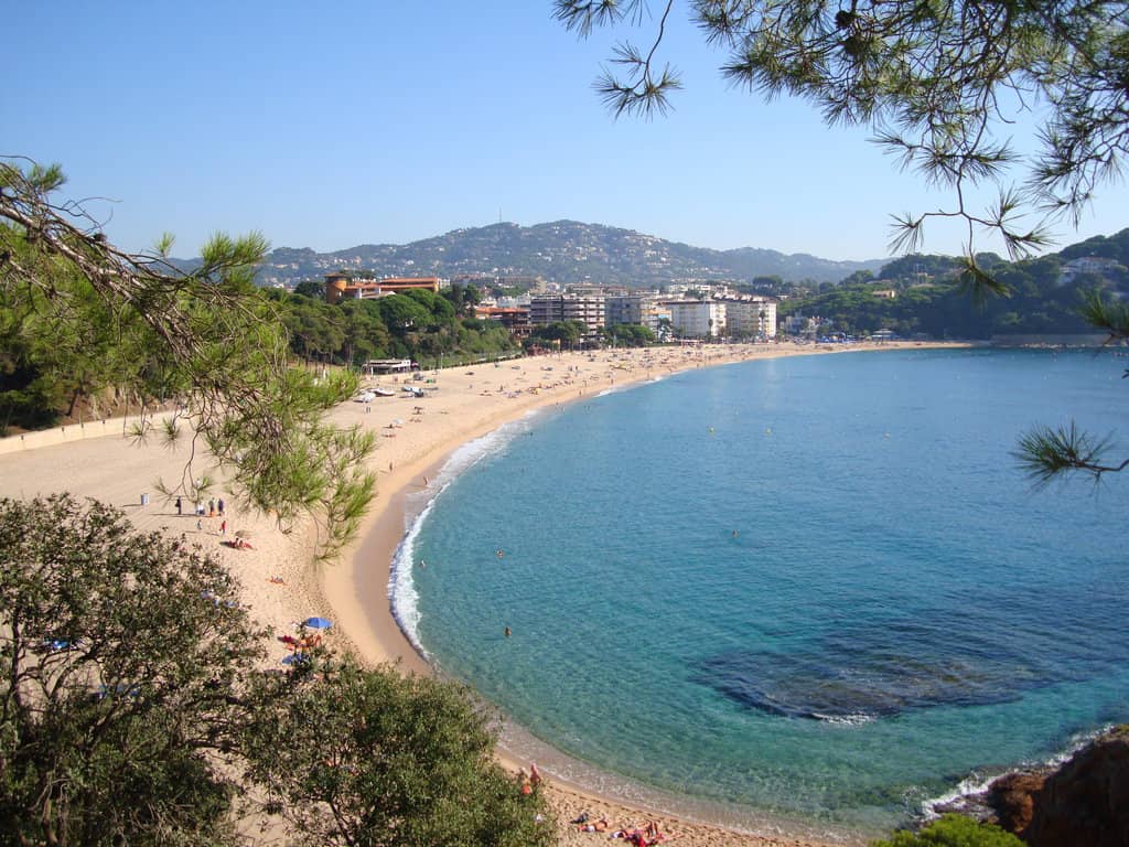 Expansive Sandy Bay