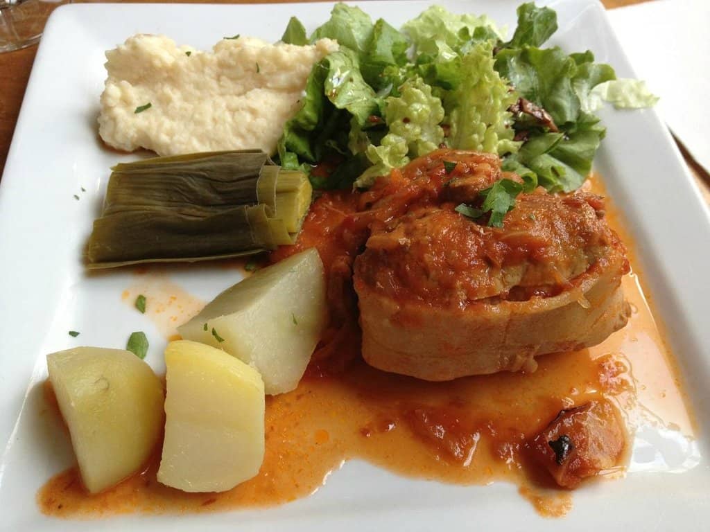 Cozy & Intimate Ambiance