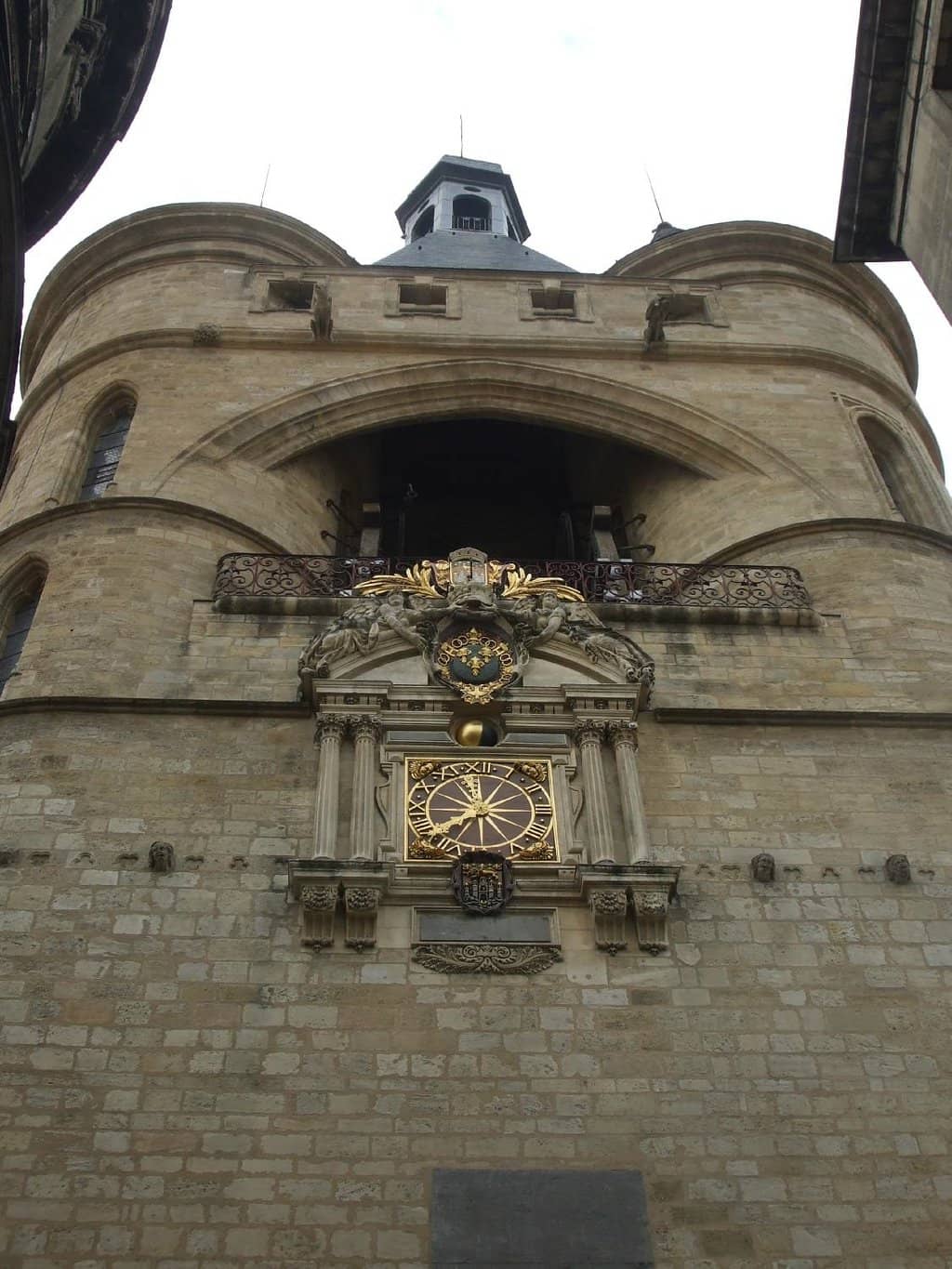 Vertical photo