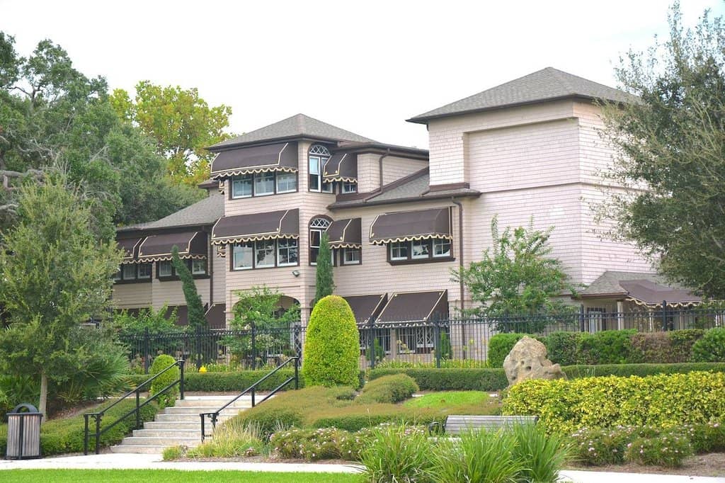 Rotating Art Exhibits