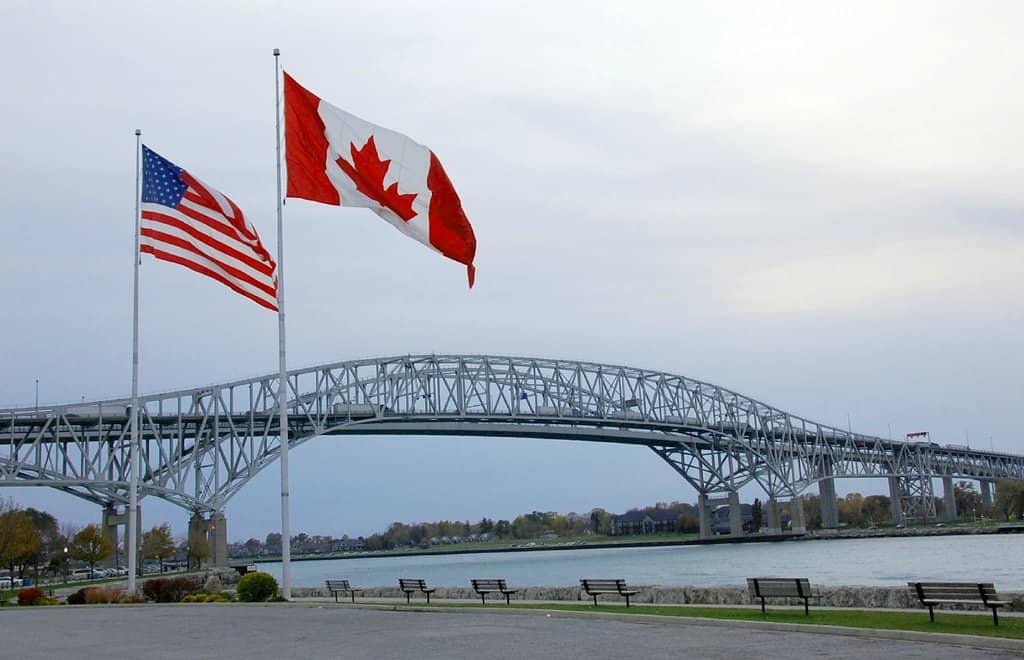 Blue Water Bridge Park
