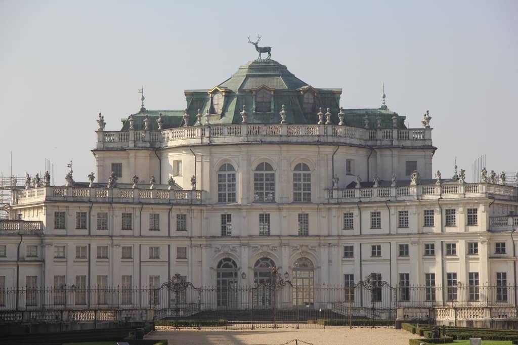 Exterior Grandeur