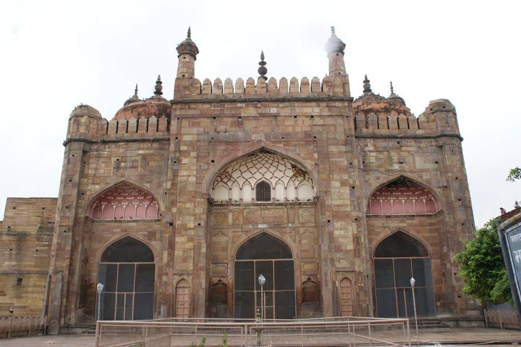 Manikarnika Ghat