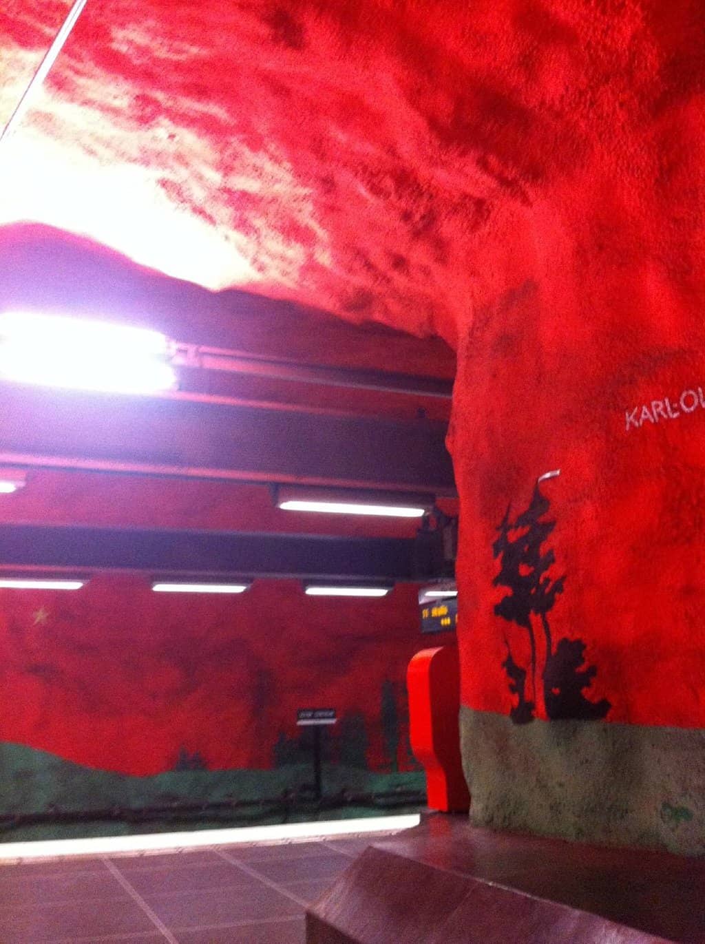 Underground Gallery Experience