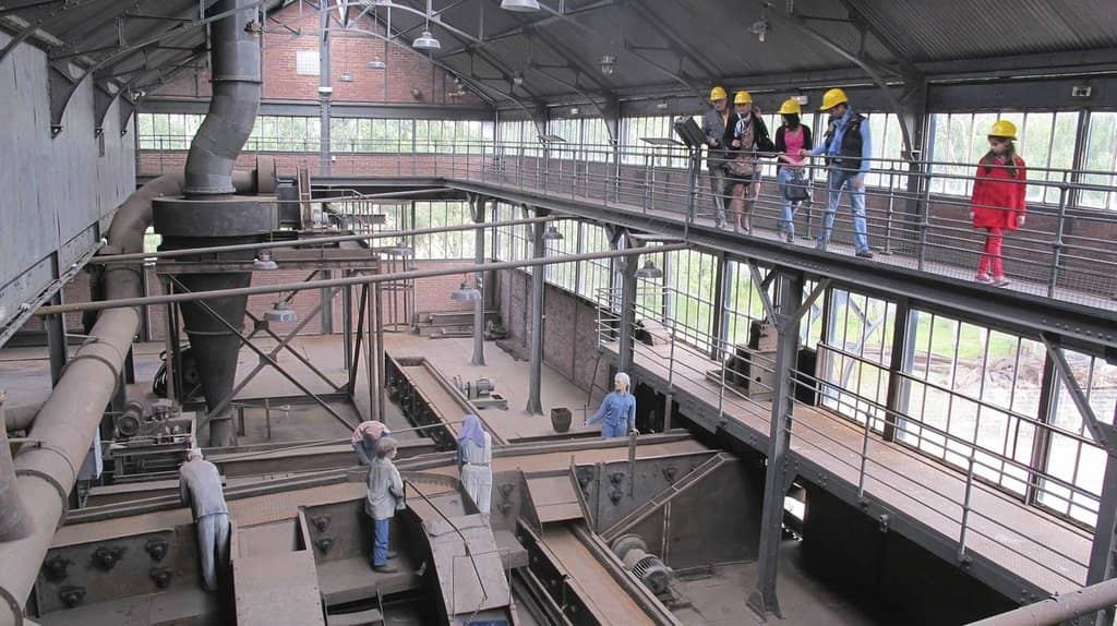 Simulated Underground Mine Tour