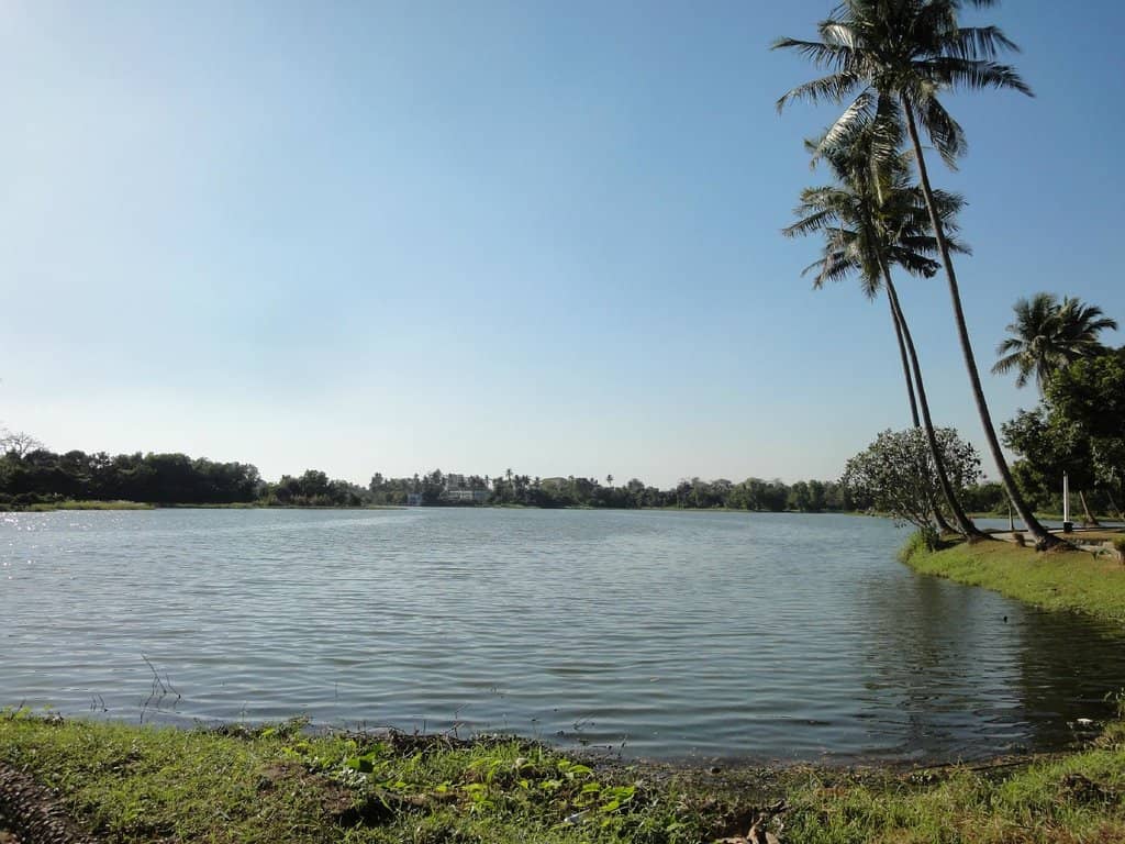 Inya Lake Garden