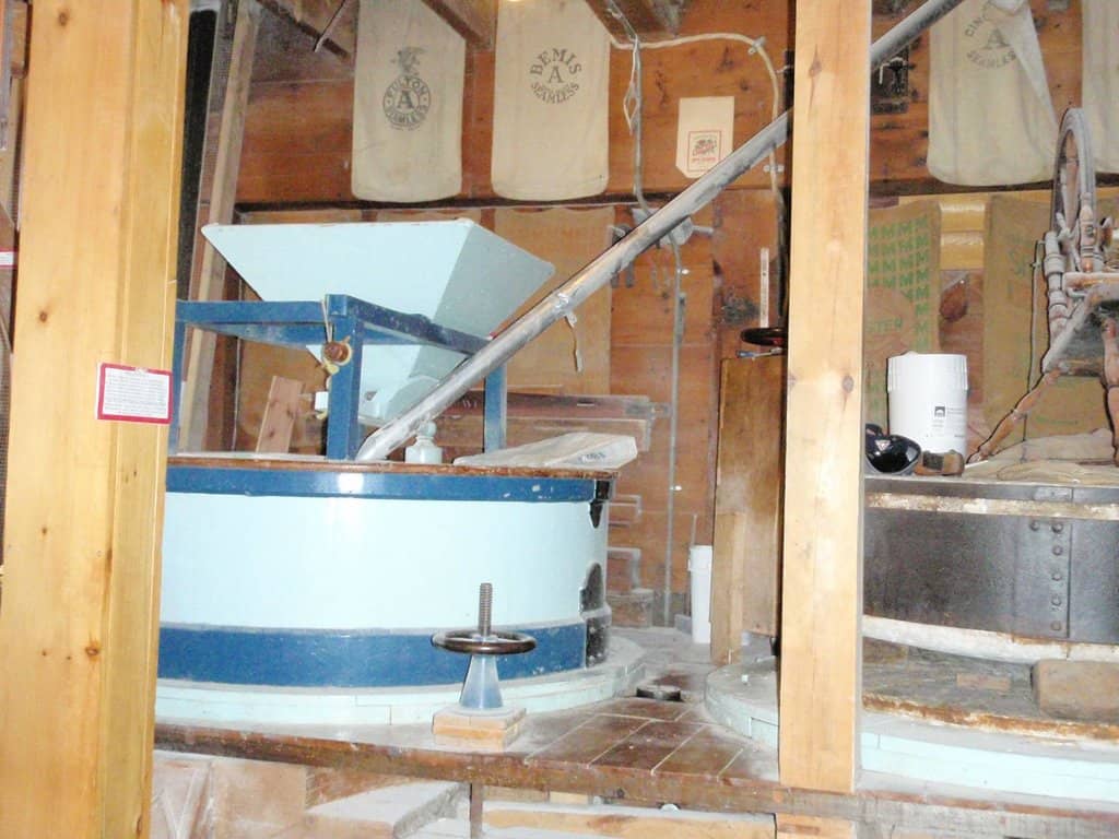 Scenic Pond & Grounds