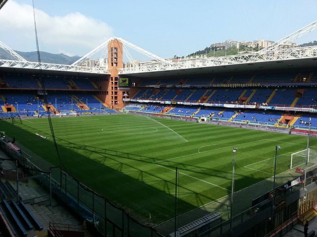 The Derby della Lanterna
