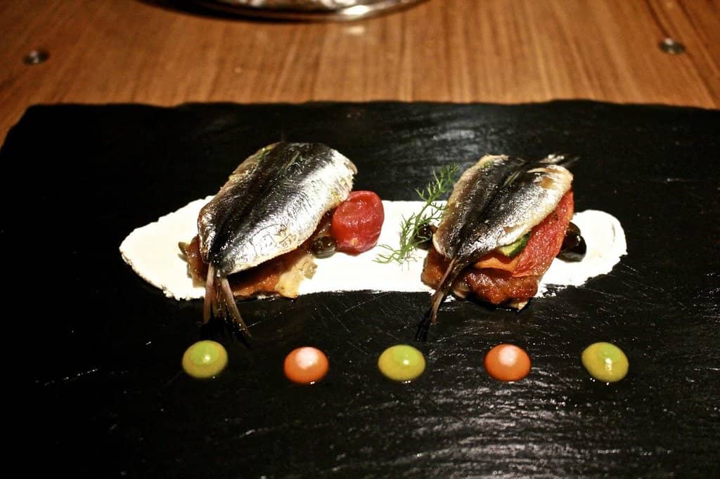 Intimate & Romantic Ambiance