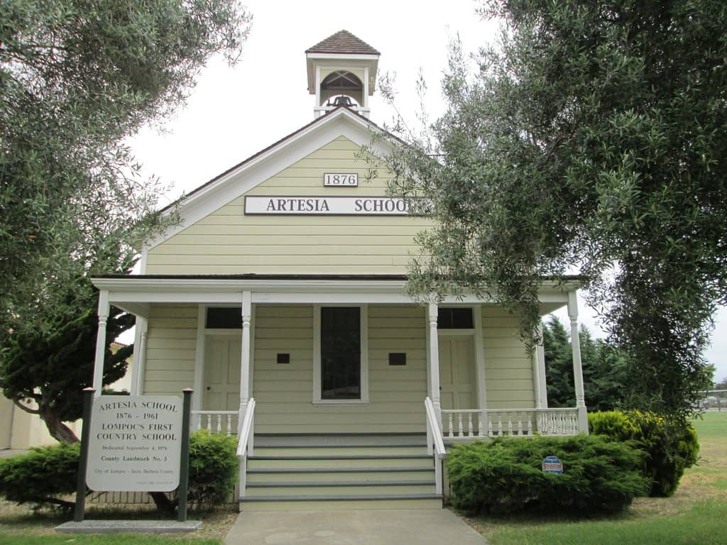 Old-Timely School Exhibits