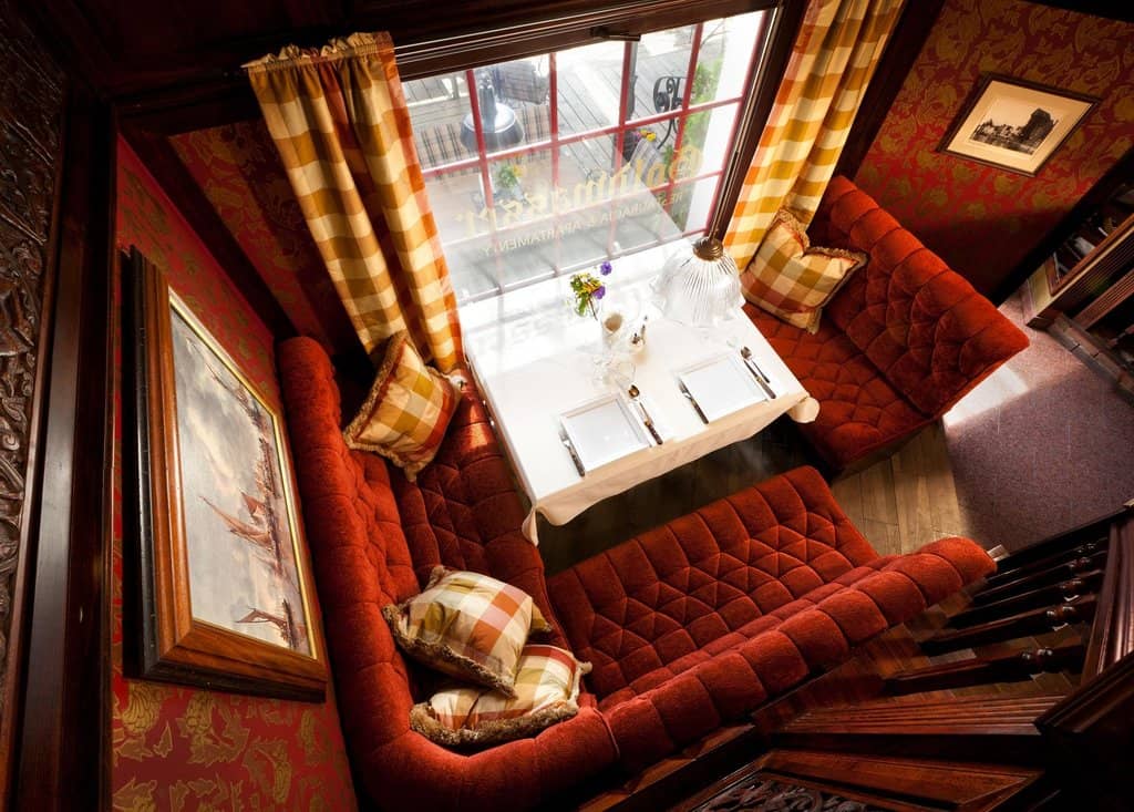 Signature Goldwasser Liqueur