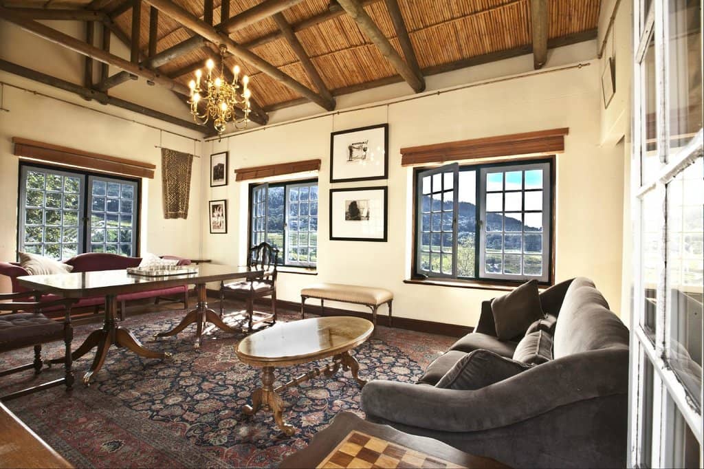 Elegant Restaurant Dining