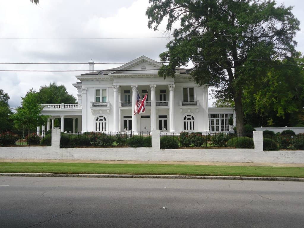 Proximity to Historic Sites